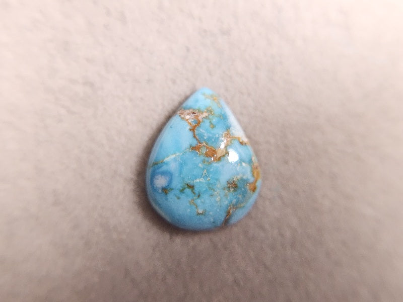 gohTRQ-2　ゴールデンヒルターコイズ　2.55ct