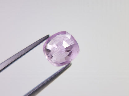 SA-153　蛍光！サファイア　1.51ct