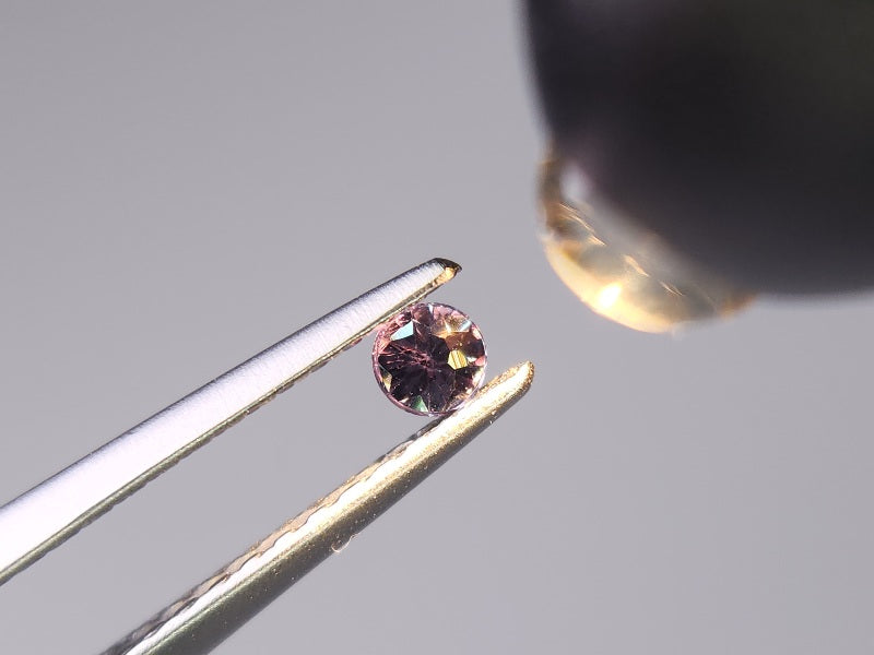 bbGA-1　ベキリーブルーガーネット　0.08ct