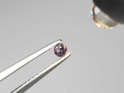 bbGA-3　ベキリーブルーガーネット　0.08ct