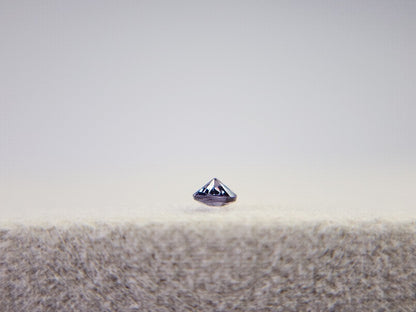 bbGA-2　ベキリーブルーガーネット　0.08ct
