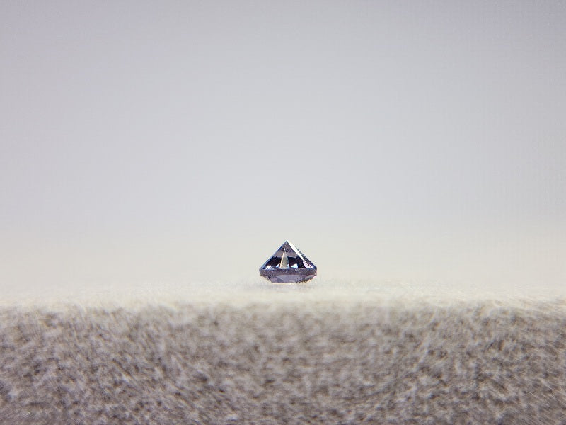 bbGA-7　ベキリーブルーガーネット　0.07ct