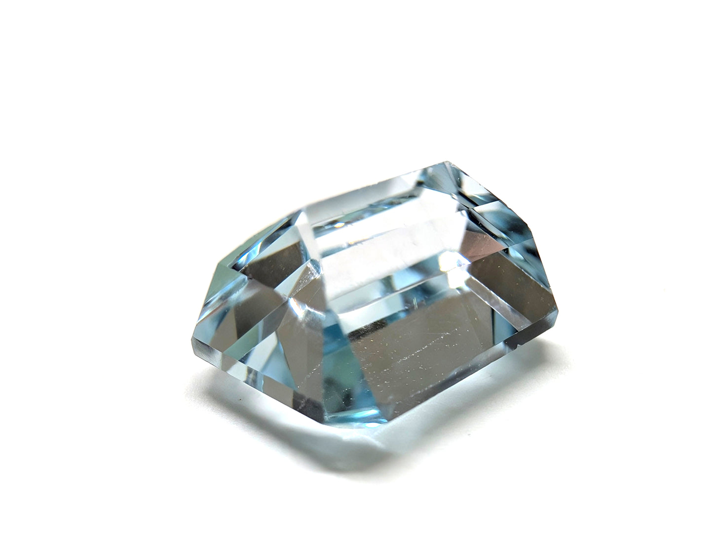 0083 バイカラートパーズ 3.40ct