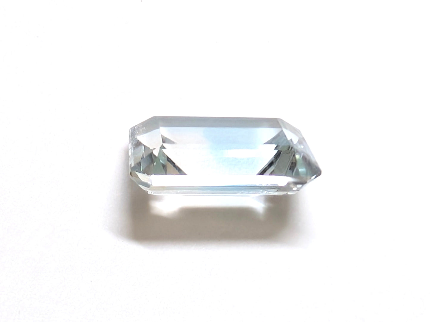 0068 バイカラートパーズ 5.35ct