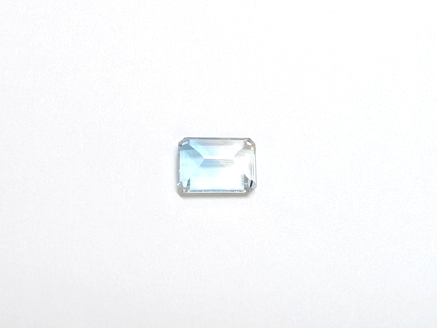 0067 バイカラートパーズ 4.97ct