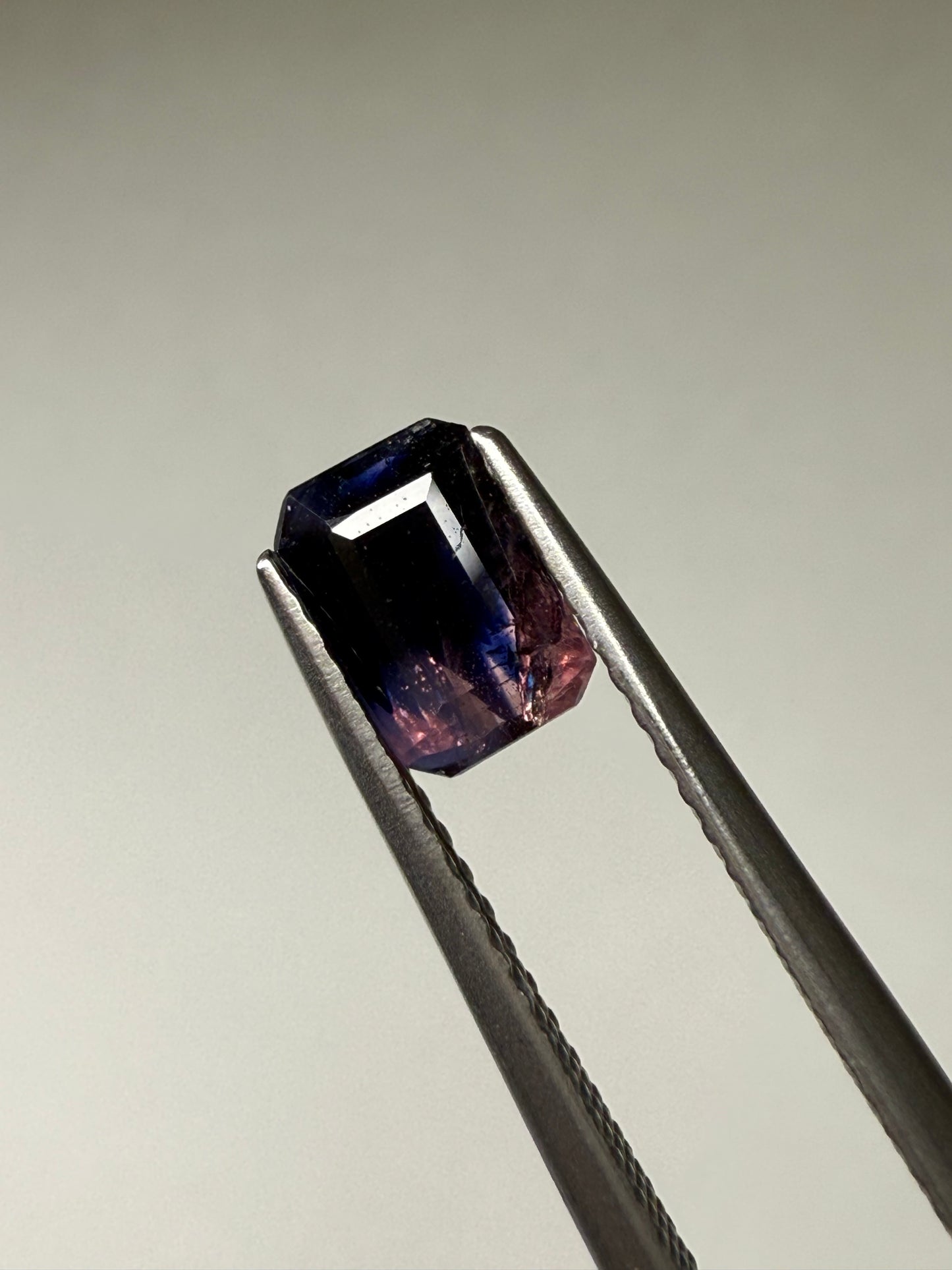 0301 ウィンザーサファイア　0.94ct