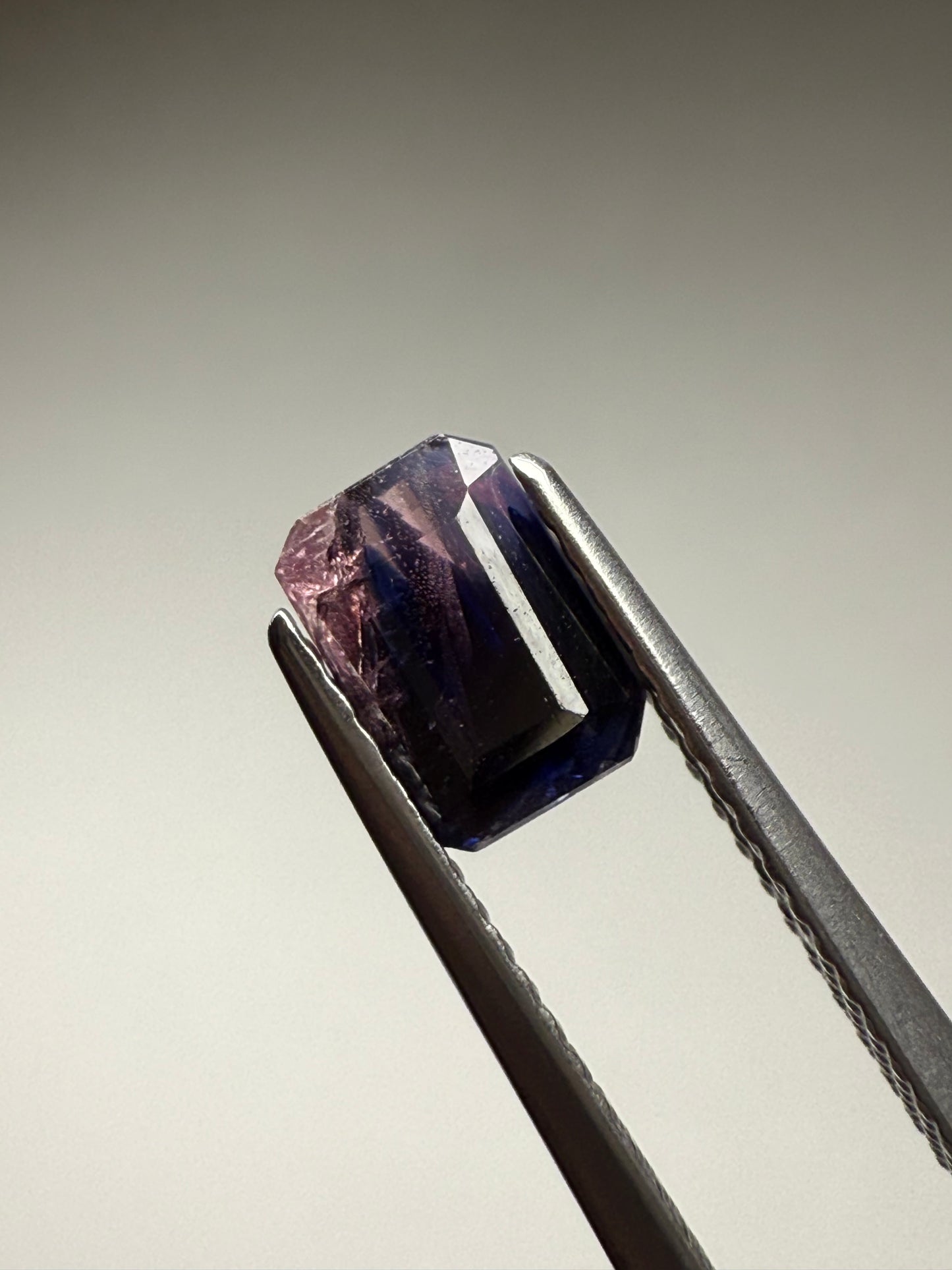 0301 ウィンザーサファイア　0.94ct