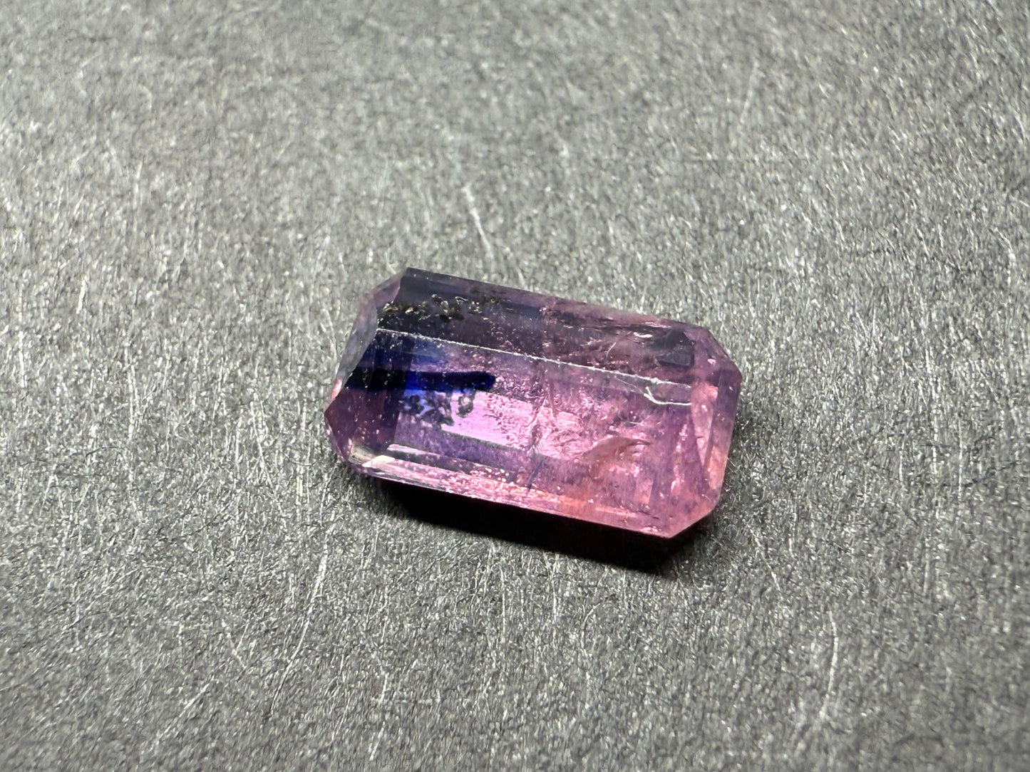 0302 ウィンザーサファイア　0.94ct