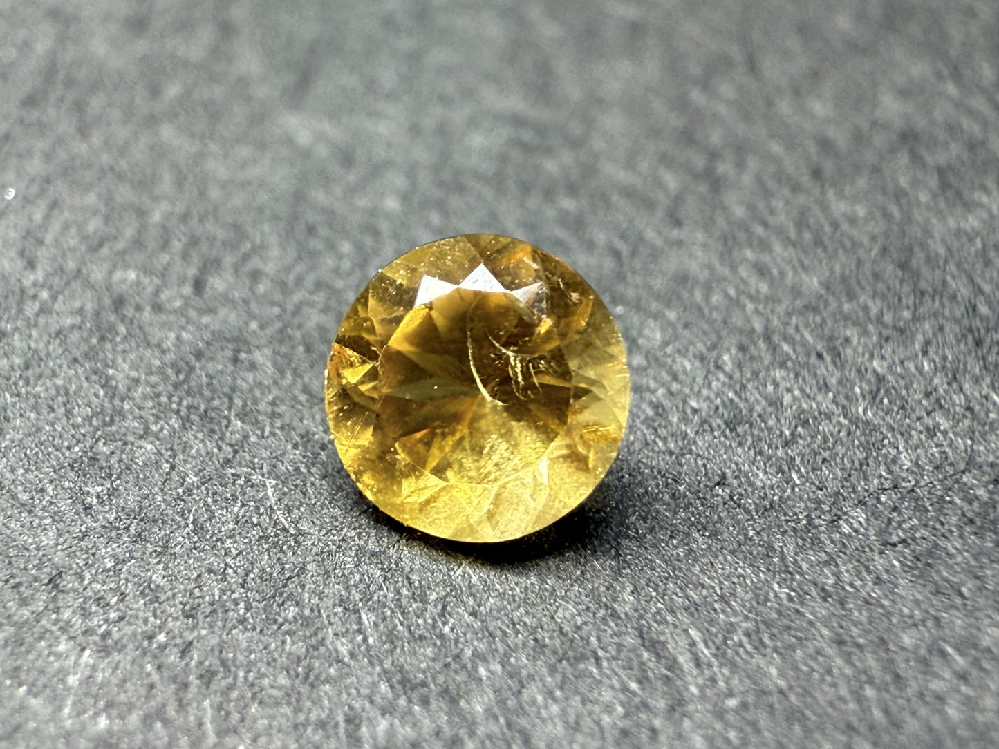 0545 コンドロダイト　0.26ct