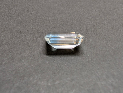 0055 バイカラートパーズ　4.18ct