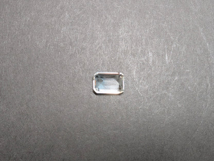 0055 バイカラートパーズ　4.18ct