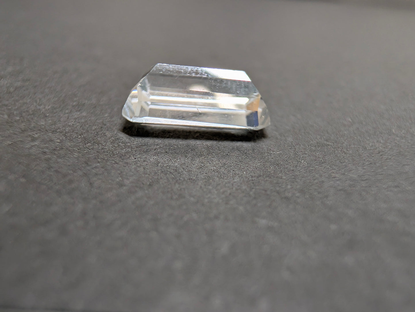 0049　バイカラートパーズ　4.05ct