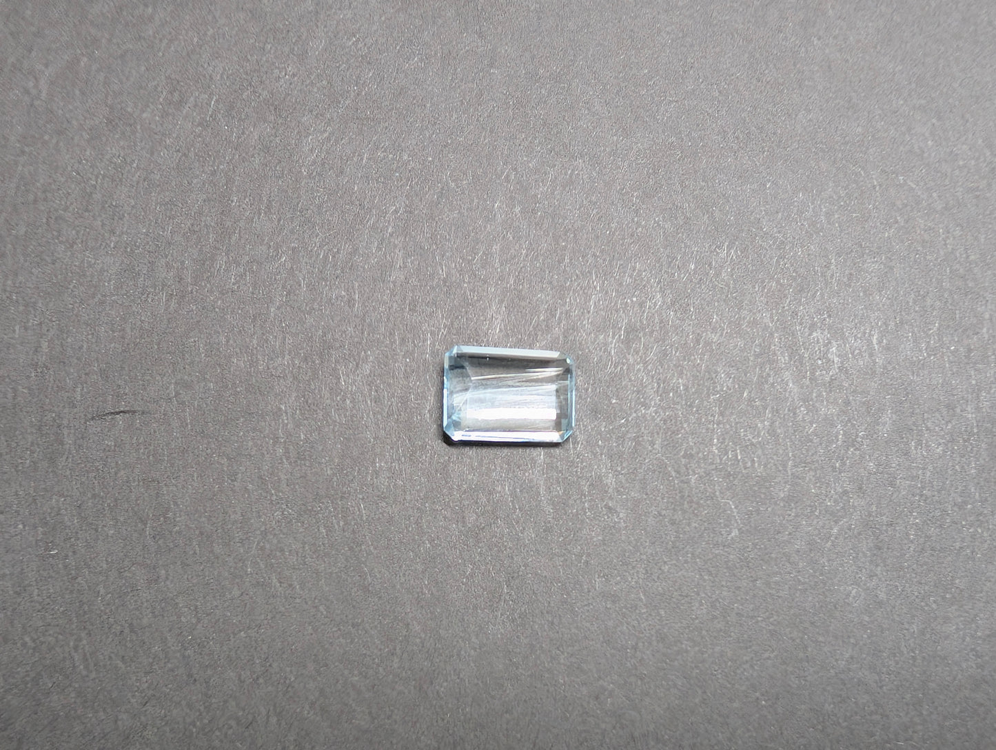 0045 バイカラートパーズ　4.03ct