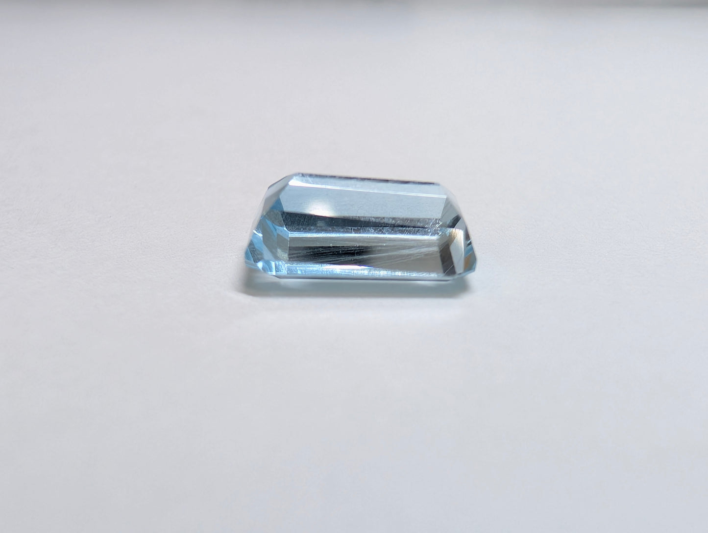 0045 バイカラートパーズ　4.03ct