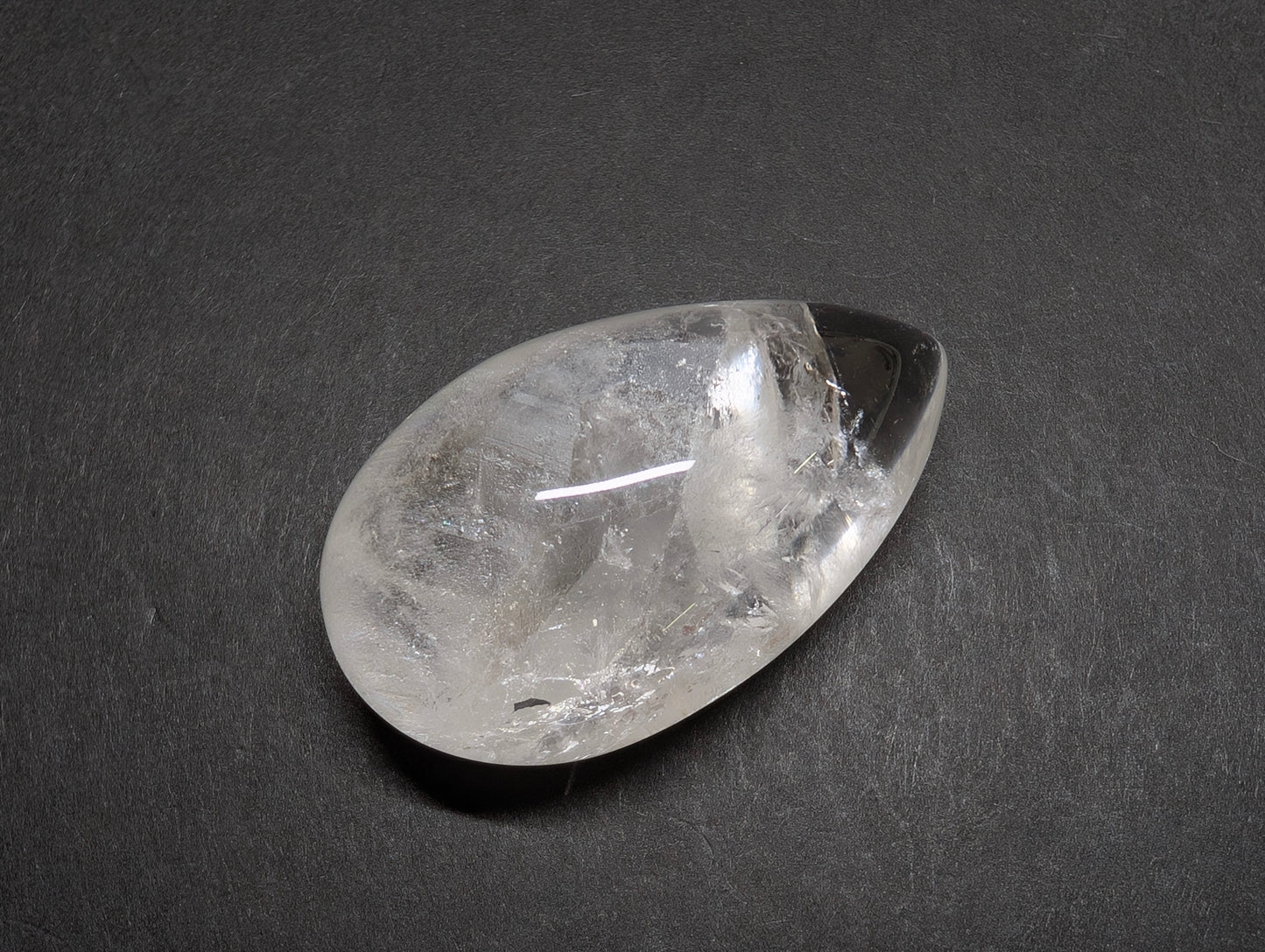 0106　3,500円！クォーツインクォーツ　78.89ct