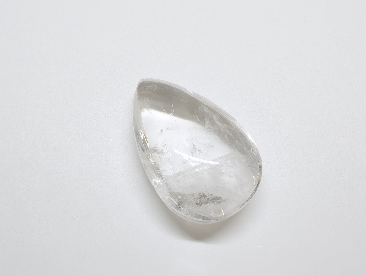 0104　3,500円！クォーツインクォーツ　92.87ct