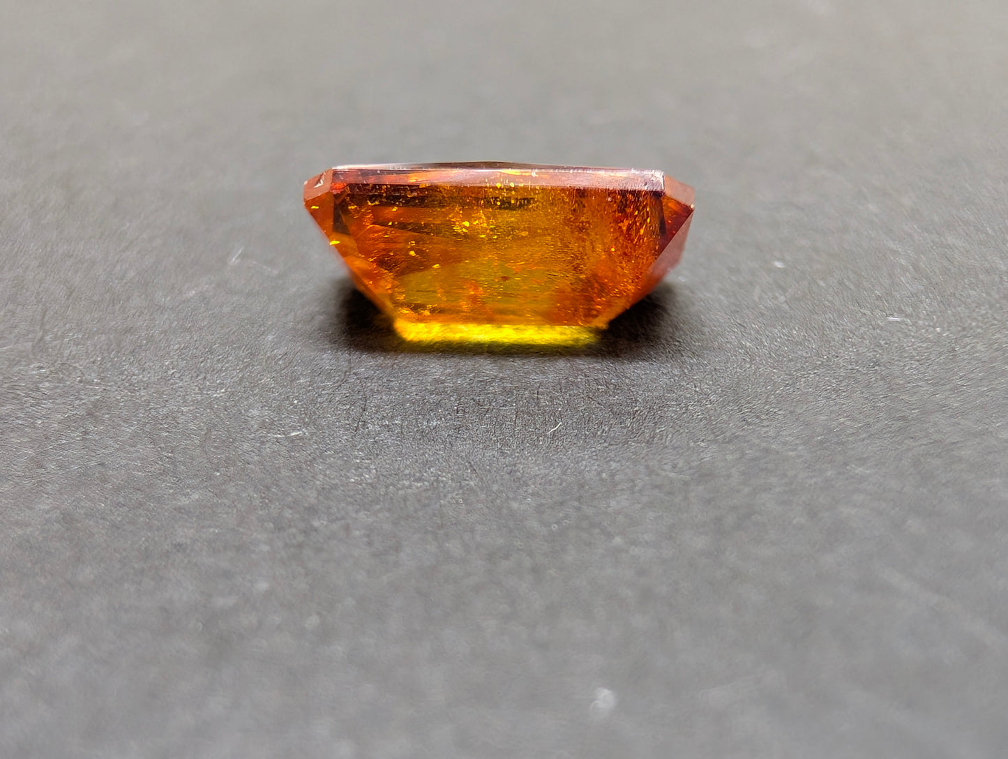 0136　スファレライト　1.85ct