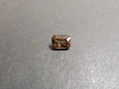 0556　アキシナイト　1.24ct