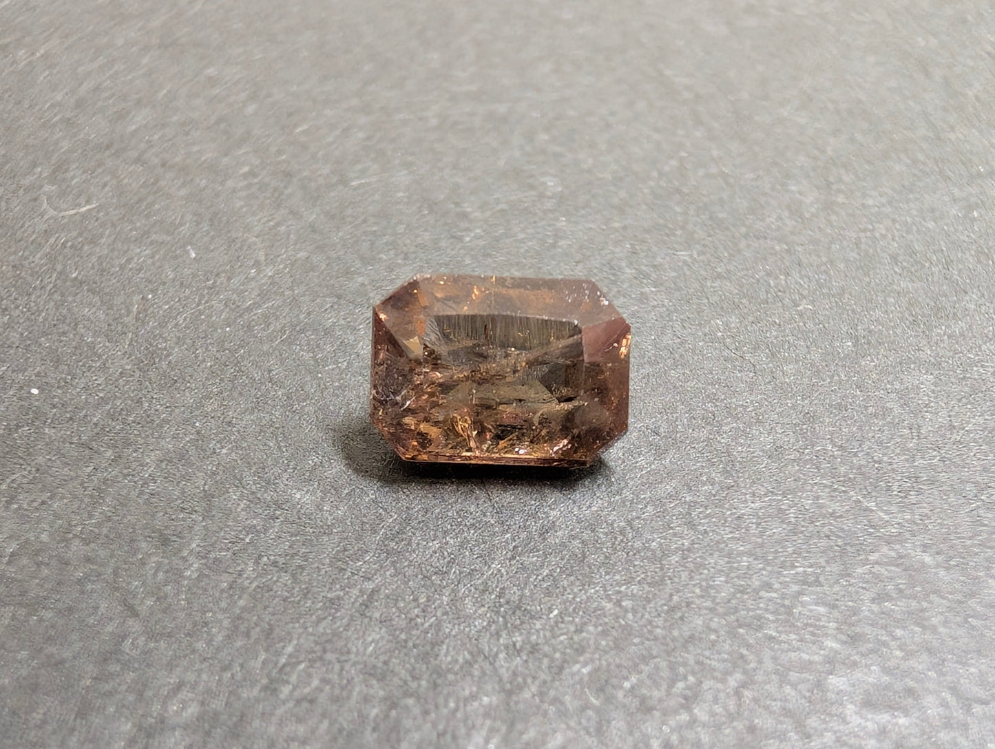 0557　アキシナイト　1.20ct