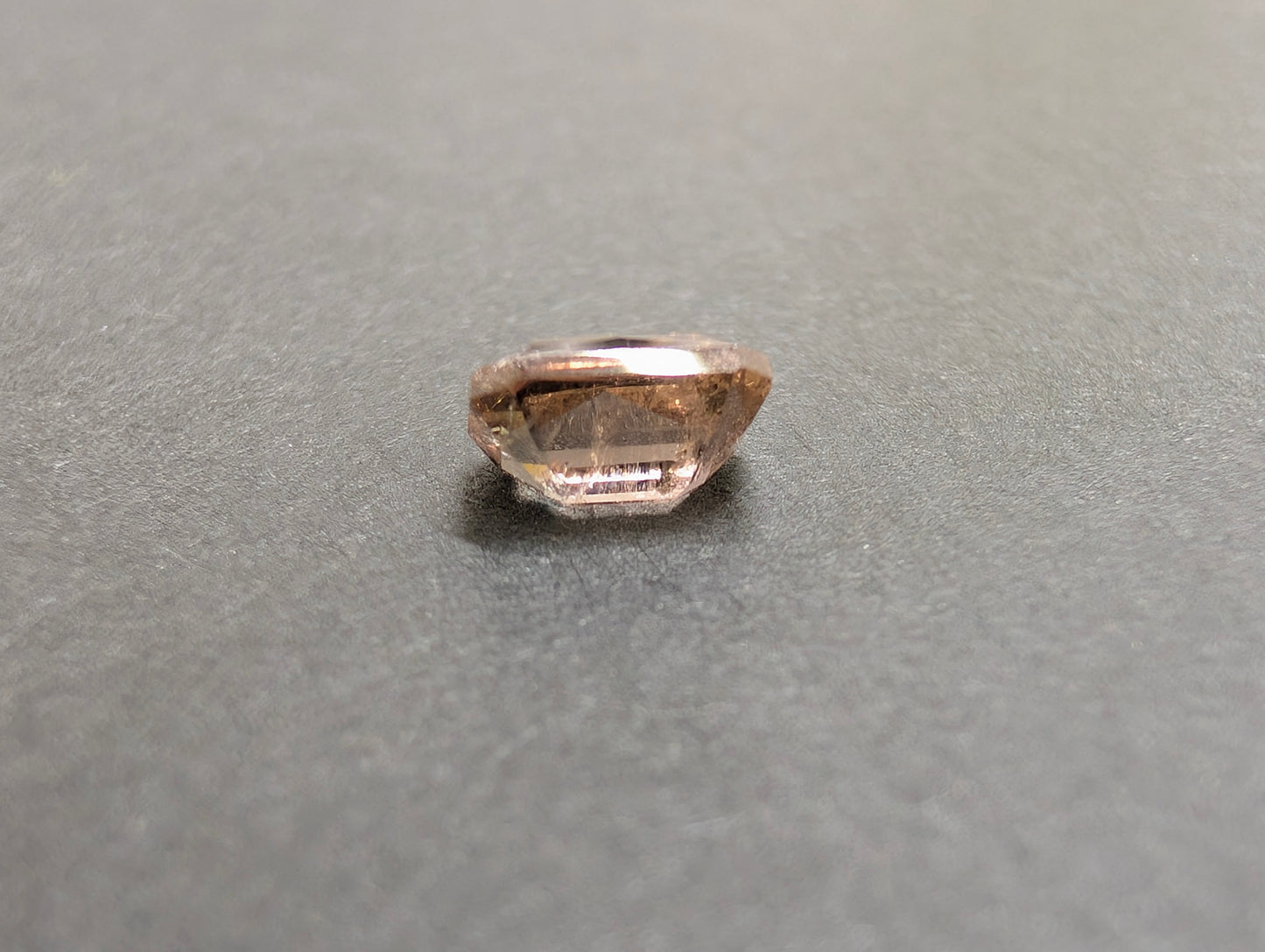 0558　アキシナイト　1.00ct