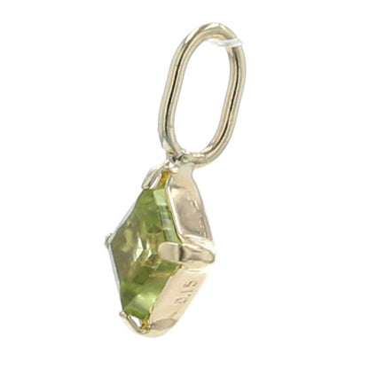 - LUMIS from toyoloose - K18 ペリドット 3mm 0.15ct トップ