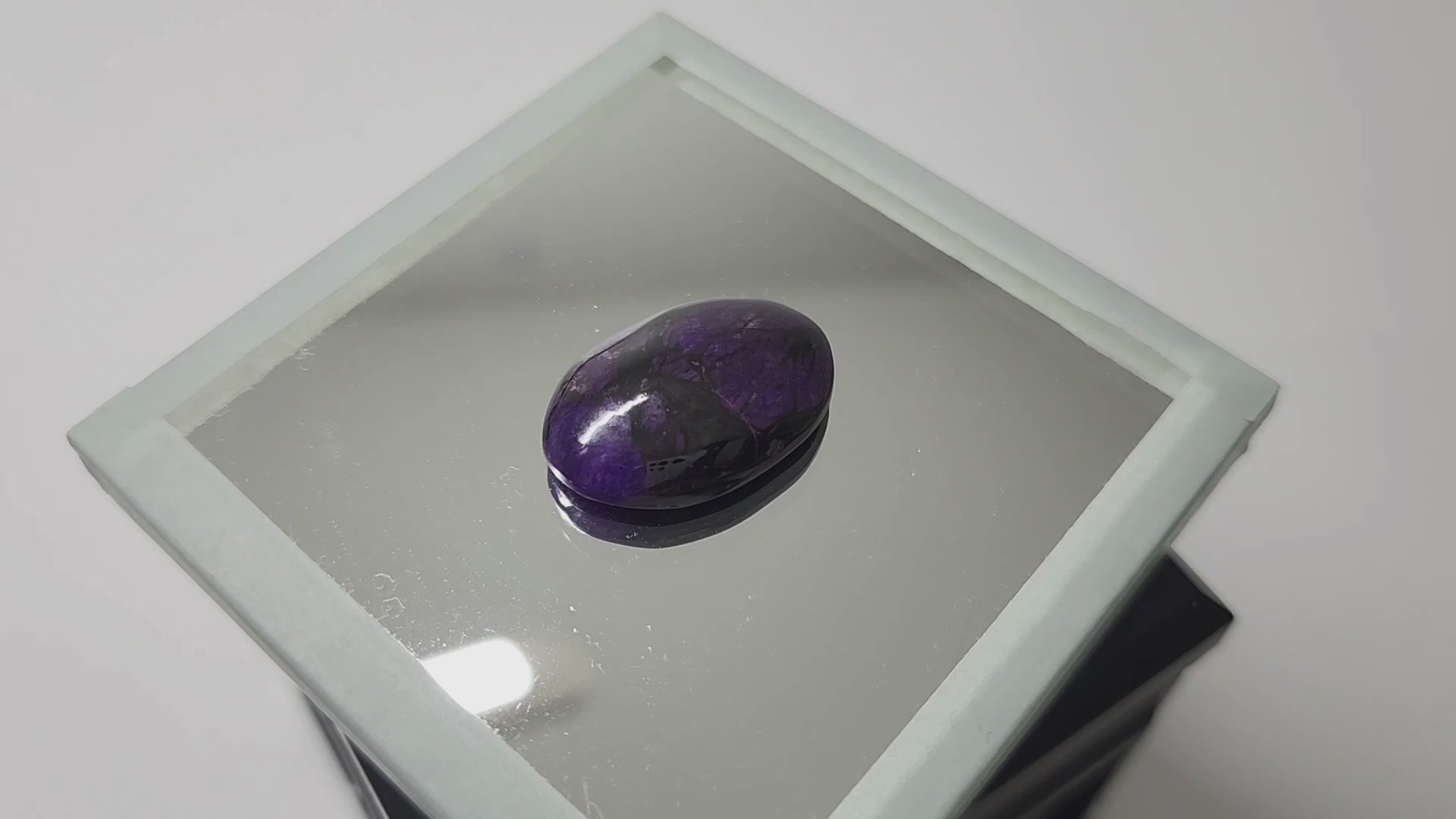 0880-2 スギライト 21.25ct – 東洋ルース公式オンラインストア