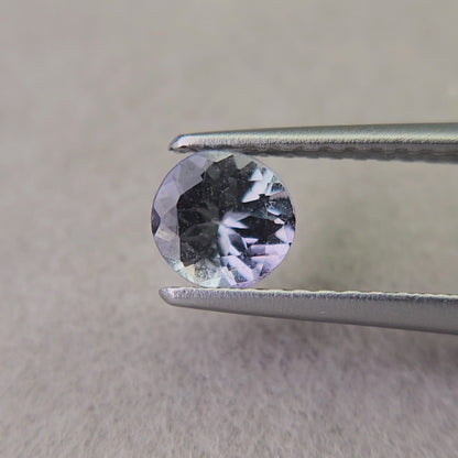 ZO-12　ゾイサイト　0.64ct