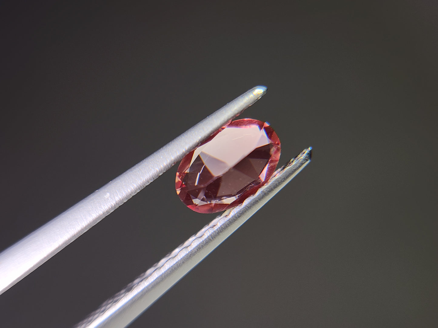 0152-3-4　バイカラーアンデシン　0.39ct