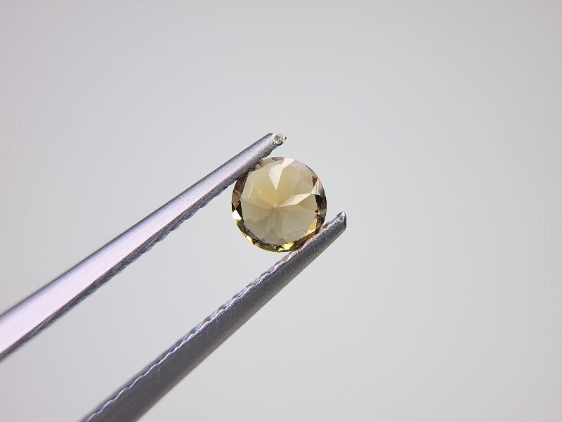 0657-19-1　ゾイサイト　0.38ct