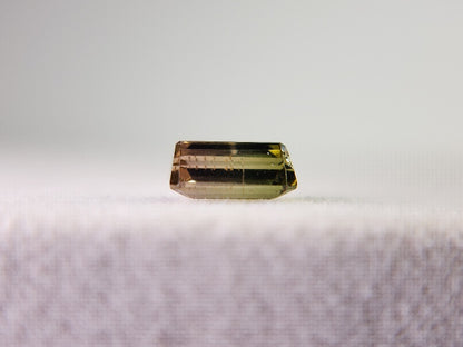 bc-TRM-4　バイカラートルマリン　0.66ct