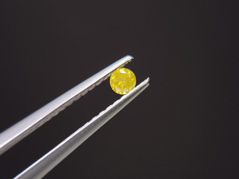 yeDM-5　イエローダイヤモンド　0.07ct