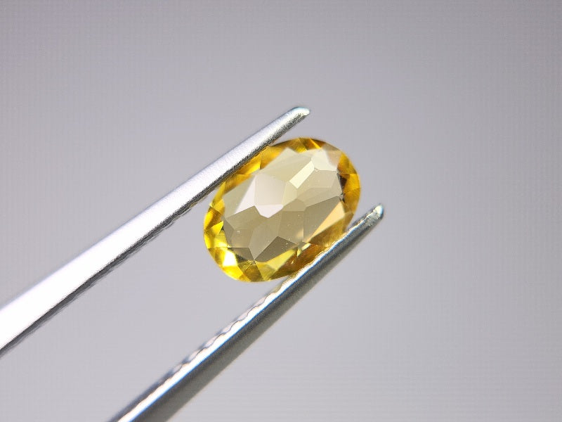 yeBE-7　イエローベリル　0.61ct