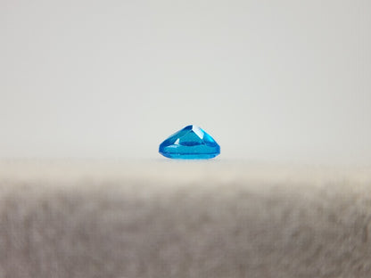 0530-3　ネオンブルーアパタイト　0.21ct