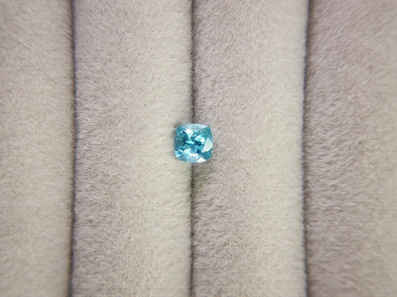 0460-5　アパタイト　0.65ct