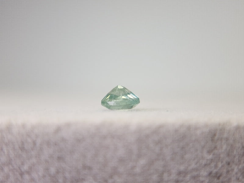 0035-2-3　グリーンカイヤナイト　0.36ct