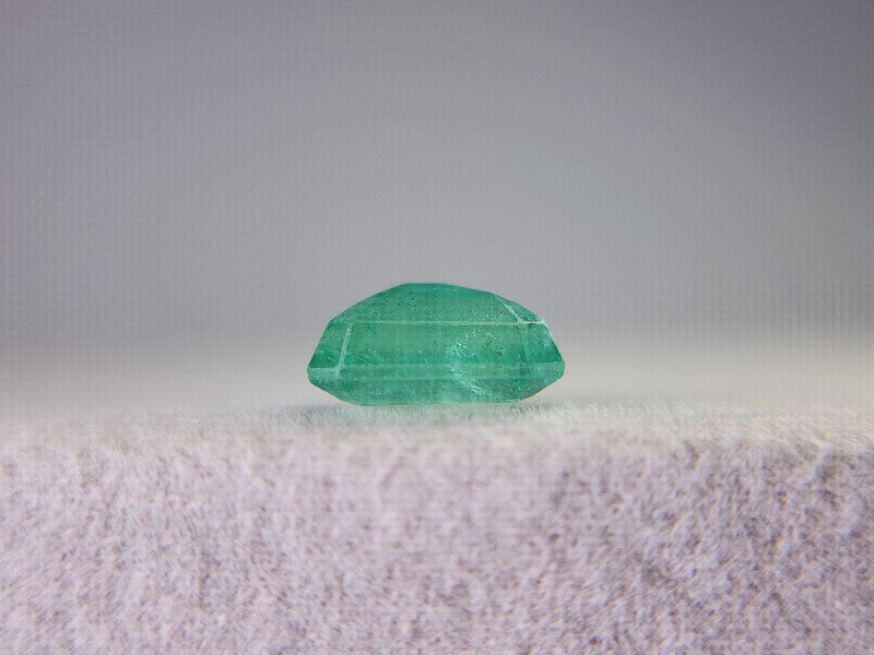 EM-11　エメラルド　1.00ct