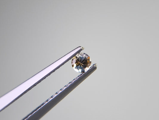 0090-27　モンタナサファイア　0.15ct