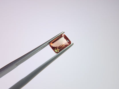 0151-3-7　バイカラーアンデシン　1.04ct