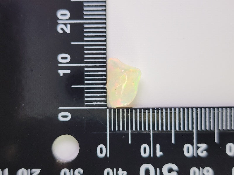 0914-3　さざれオパール（穴あき）　2.39ct