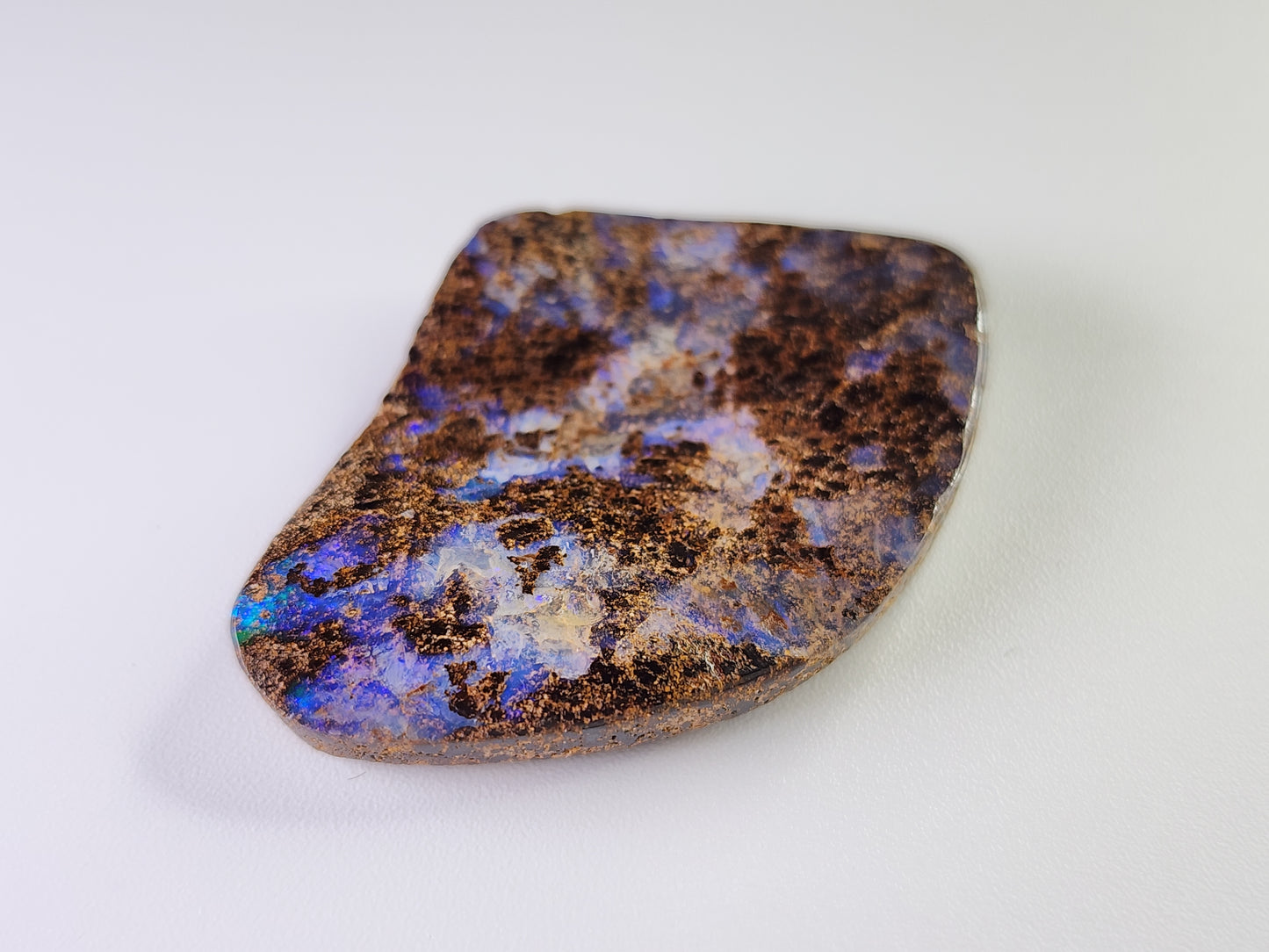 0903-5　ボルダーオパール（穴あき）　53.41ct