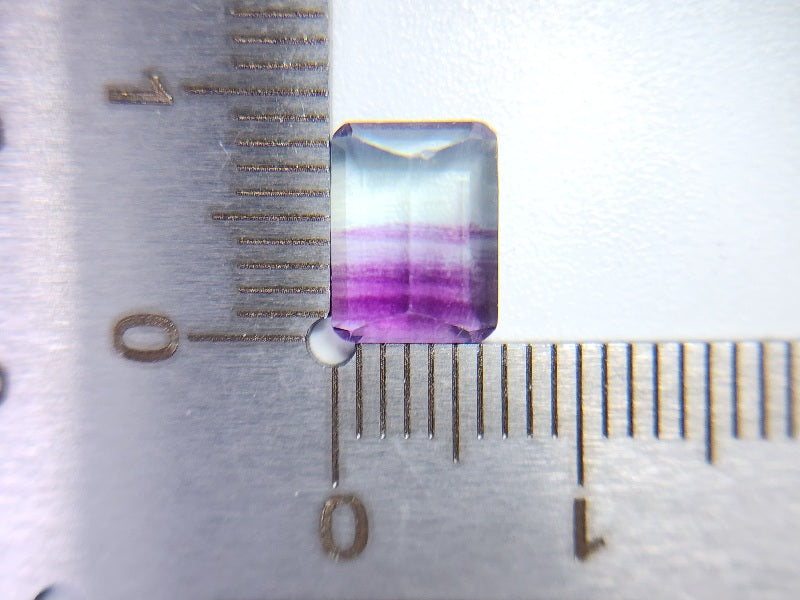 bc-FLO-47　バイカラーフローライト　2.35ct
