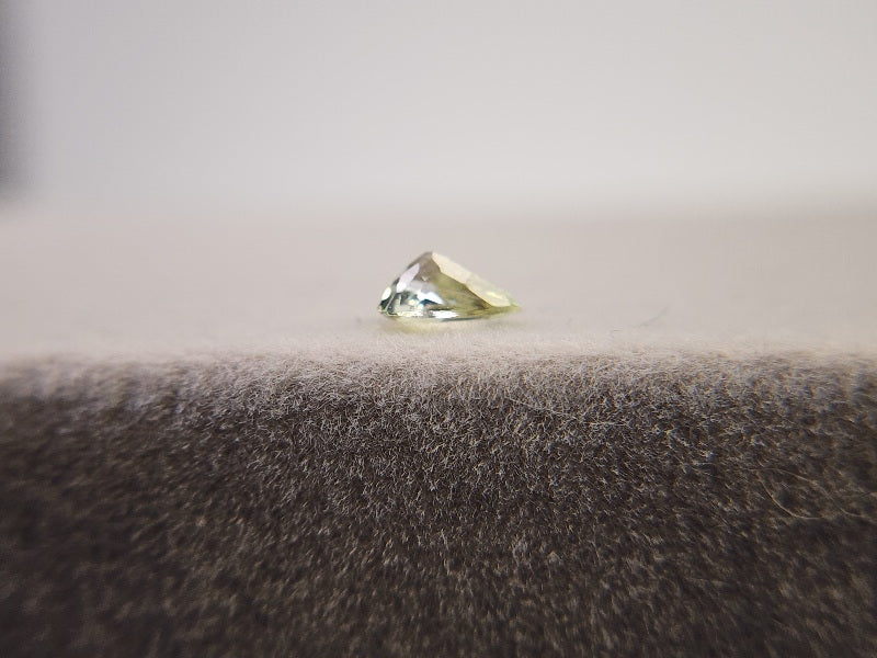 0644-9-1　ゾイサイト　0.40ct