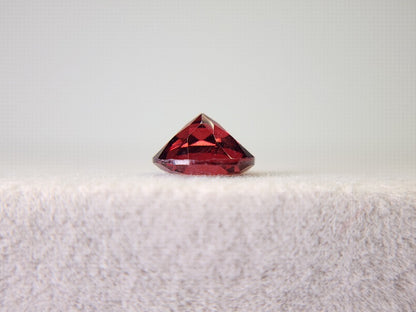 0910-2-12　ガーネット　1.54ct