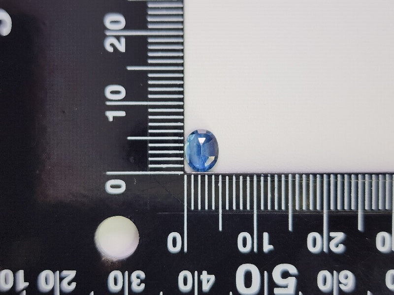 0904-60　サファイア　0.57ct