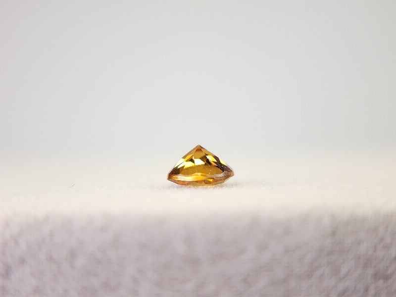 0010-2-3　ジルコン(コニャックブラウン)　0.46ct