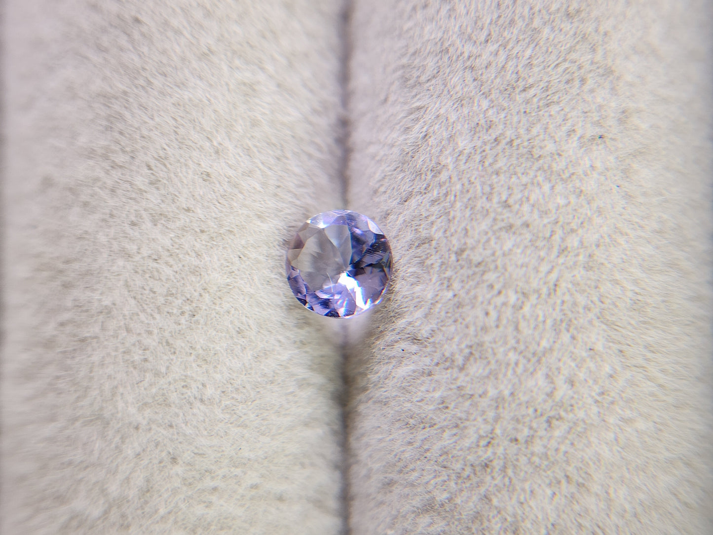 0657-24-4　ゾイサイト　0.32ct