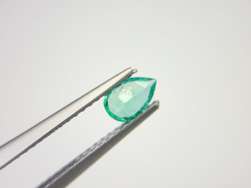 0936-24　エメラルド　0.30ct