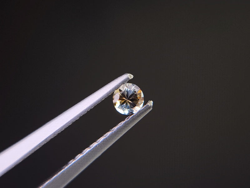 0090-27　モンタナサファイア　0.15ct