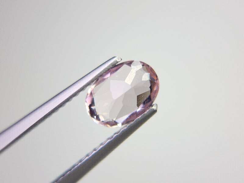 0908-11　モルガナイト　0.99ct