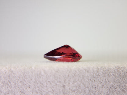 0910-3-4　ガーネット　1.54ct